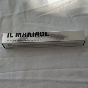 IL MAKIAGE Icon High Volume Mascara in Black
